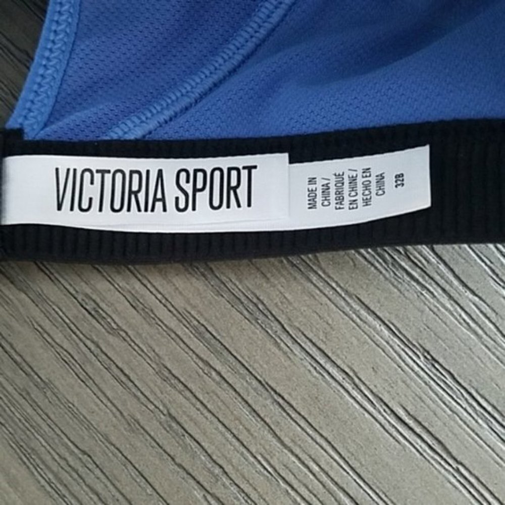 Victoria Secret yoga sport bra 32B New - Picture 3 of 3